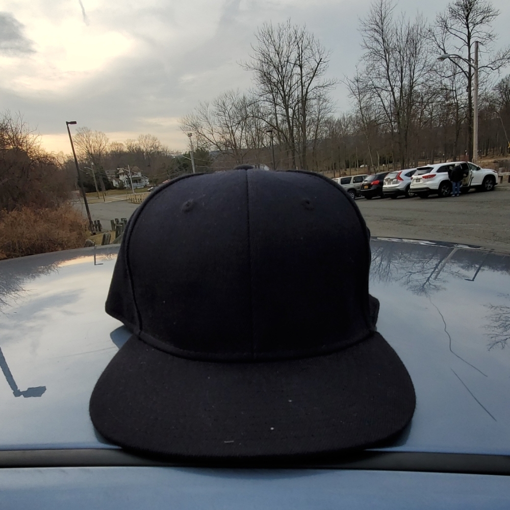 Black Plain Hat